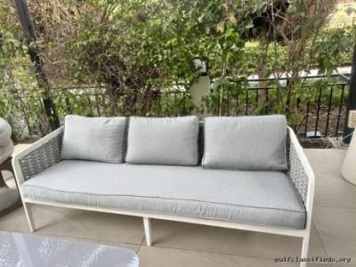 Selling a full outdoor furniture set