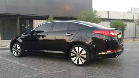 Reliable car lift available from Dubai sports city jvc motor city impz urjan to sharjah anywhere