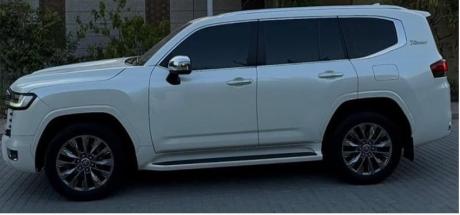 Toyota Land Cruiser VXR 2023