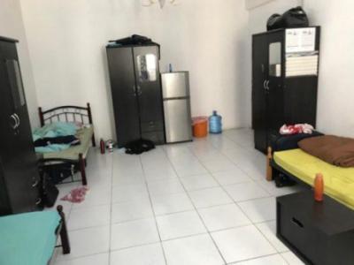 FEMALE / MALE EXECUTIVE BEDSPACE AVAILABLE IN MANKHOOL , GOLDEN SANDS AREA BUR DUBAI