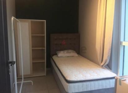 Small room in cluster g