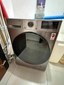 Under waranty LG 11 kg washing machine ThinQ