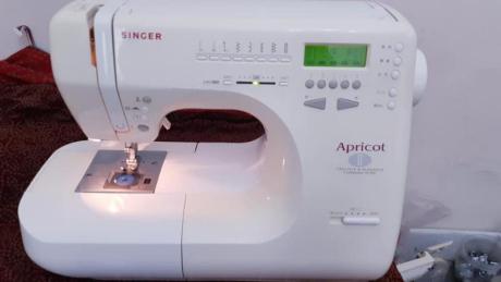 SINGER sewing machine