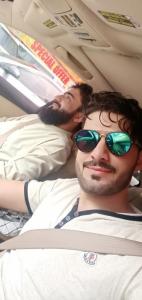 I need driver job I have experience 3 year I have uae license I s