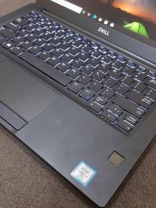 Processor: Intel Core Core i7-8650U