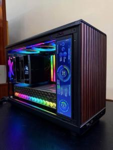 Amd 9070xt + ryzen 7800x3D sff gaming pc