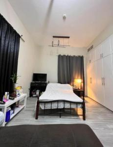 Room/ Bedspace available -