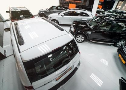 Land Rover Dealer in Dubai at Competitive Prices