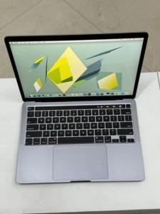 MacBook Pro 2020 13-inch Core-i7, 16GB RAM, 512GB SSD