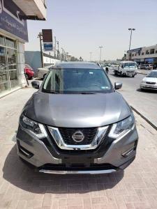 Nissan rogue SV AWD 2018