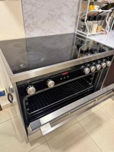90cm Electric Cooker & Oven
