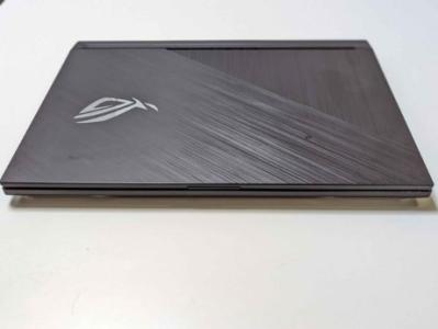 ASUS ROG STRIX G17 -