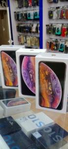 iPhone XS -256GB- 1 Year Warranty Delivery Available